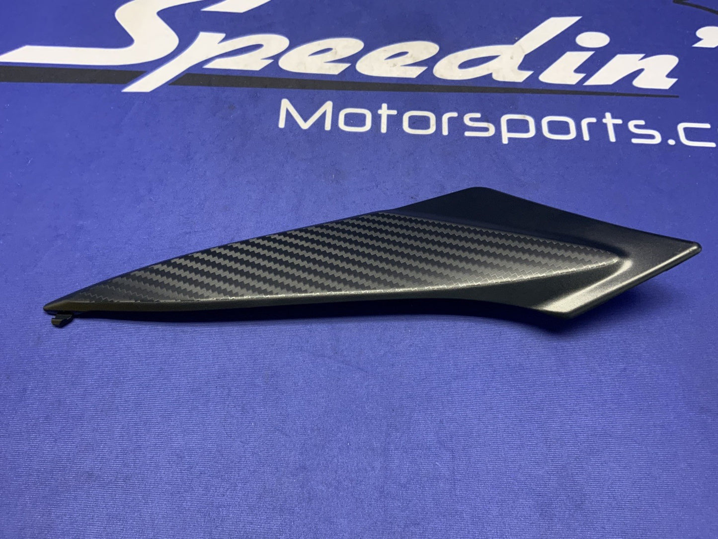 Suzuki Right Side Fuel Tank Cover GSX-R600 2011-2024 OEM 44170-14J00