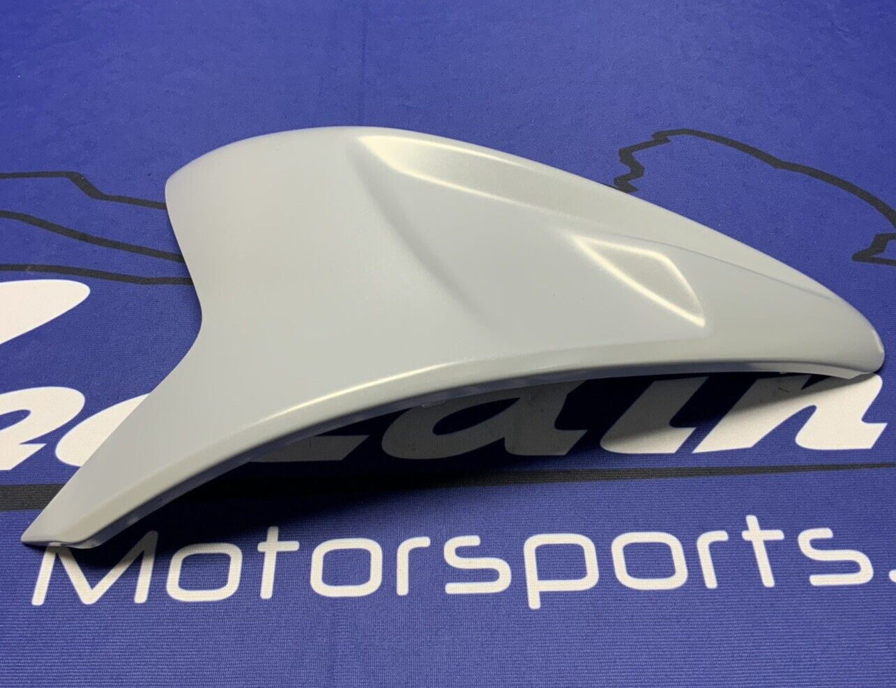 Suzuki Right Side Gray Fuel Tank Cover GSXR600/750 2022,2023 OEM 44270-14J80-QT7