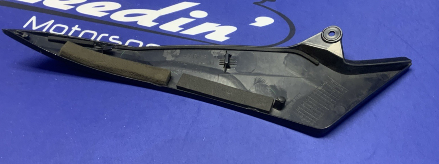 Yamaha Right Side Tank Cover R1 2012-2014 OEM 14B-24108-10-00