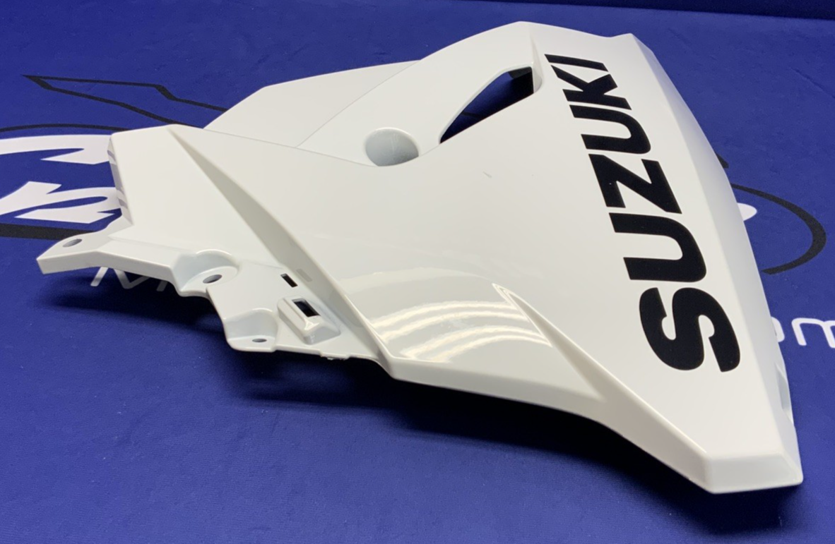Suzuki Left Lower Fairing (Pearl Tech White) GSX-8R 2026 OEM 94480-25L20-QU2