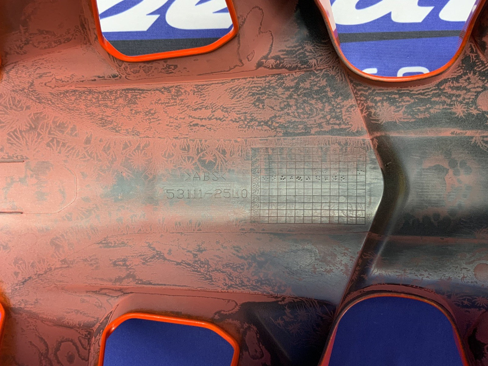 Suzuki Front Fender (Glass Blaze Orange) GSX-8R 2026 OEM 53111-25L00-QRE