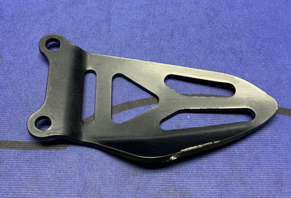 Suzuki Right Heel Guard GSXR 600/750 2011-2025 OEM 43571-47H30