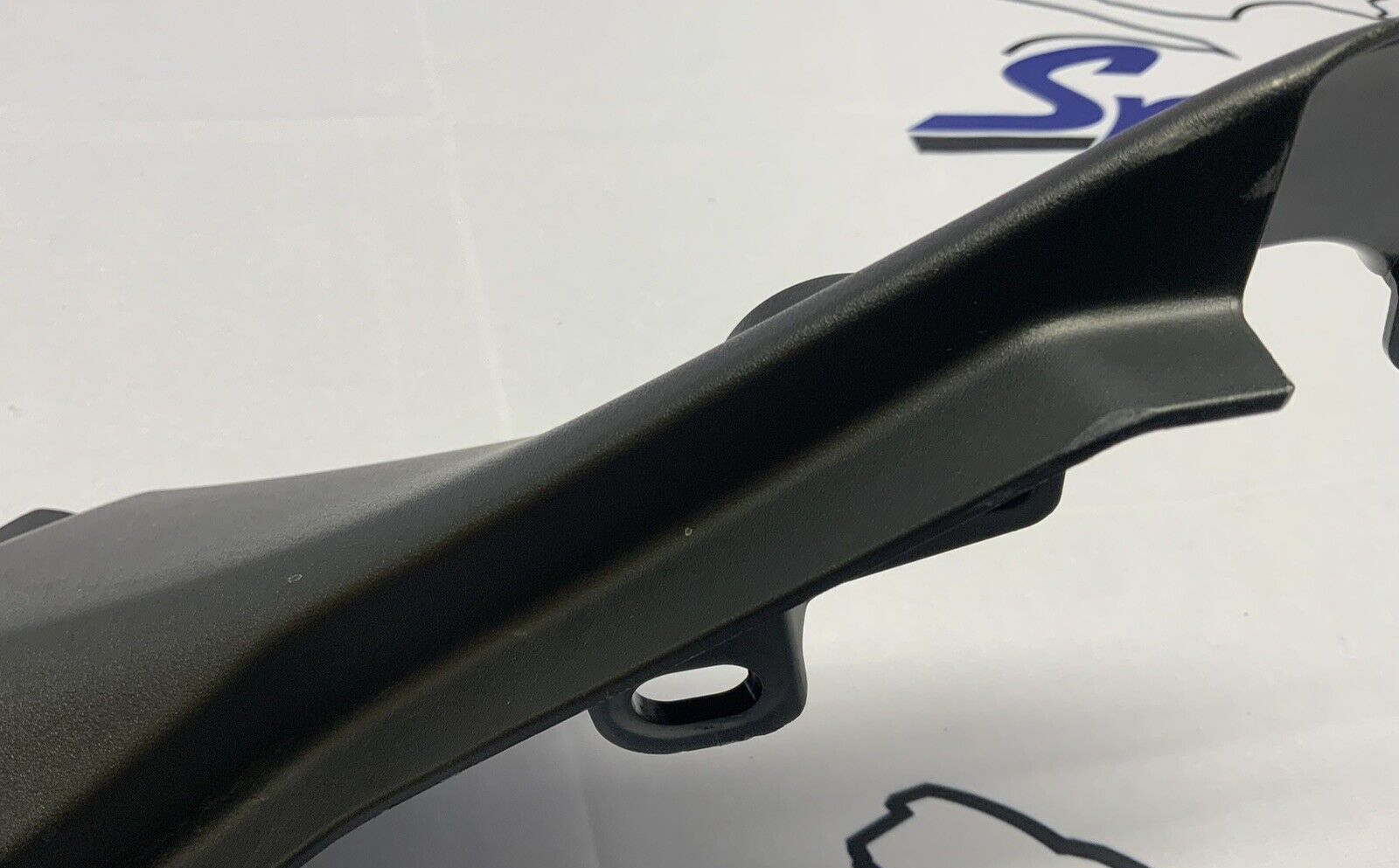 Yamaha Right Seat Filler Trim Yamaha YZF-R7 2022-2025 OEM BEB-2171M-00-00