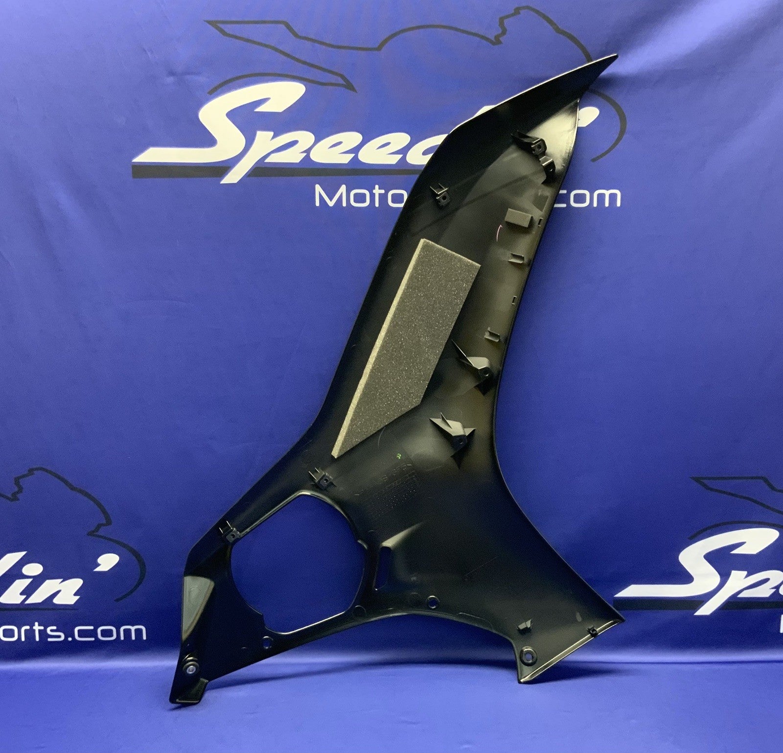 Yamaha Left Fairing (Raven Black) YZF-R6 2017-2026 OEM BN6-2835U-00-P1