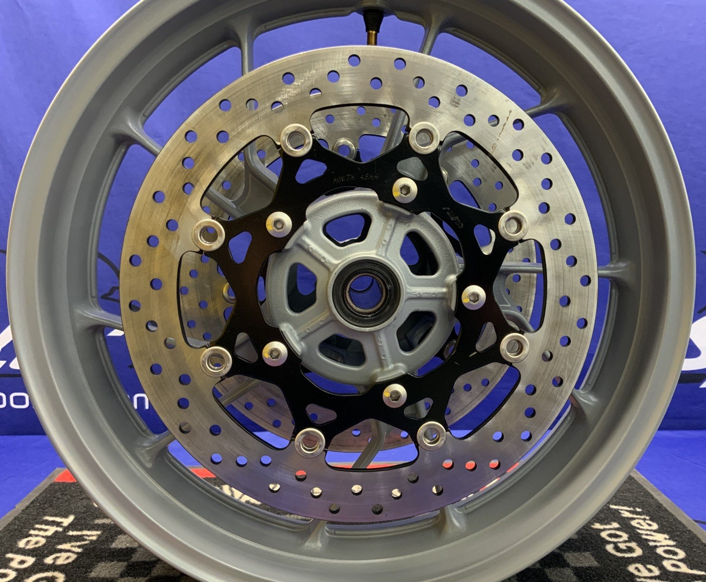 Suzuki Front Wheel W/ Rotors (Matte Gray) GSX-8R 2024-2026 OEM 54111-25L00-QZP