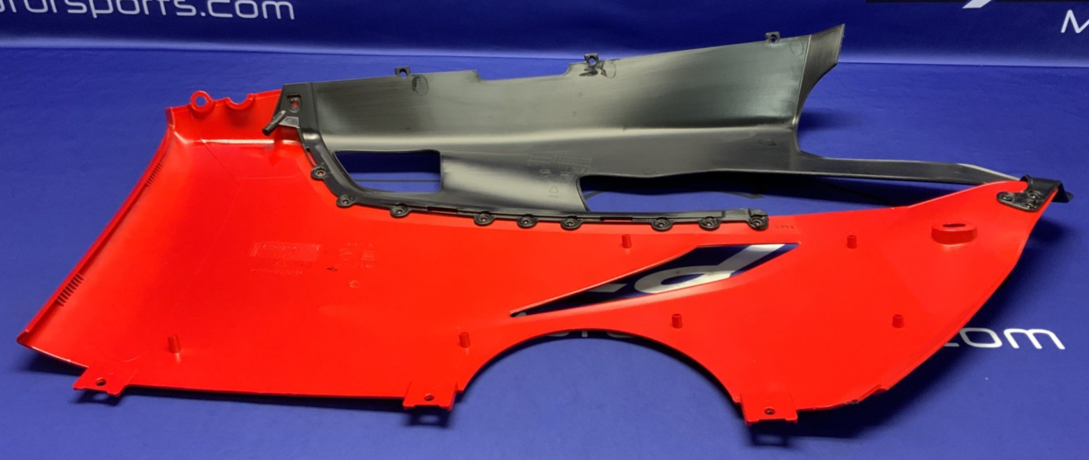 Ducati Lower Fairing Kit (Akrapovic Exhaust) Panigale V4 18-21 OEM 97180653AB