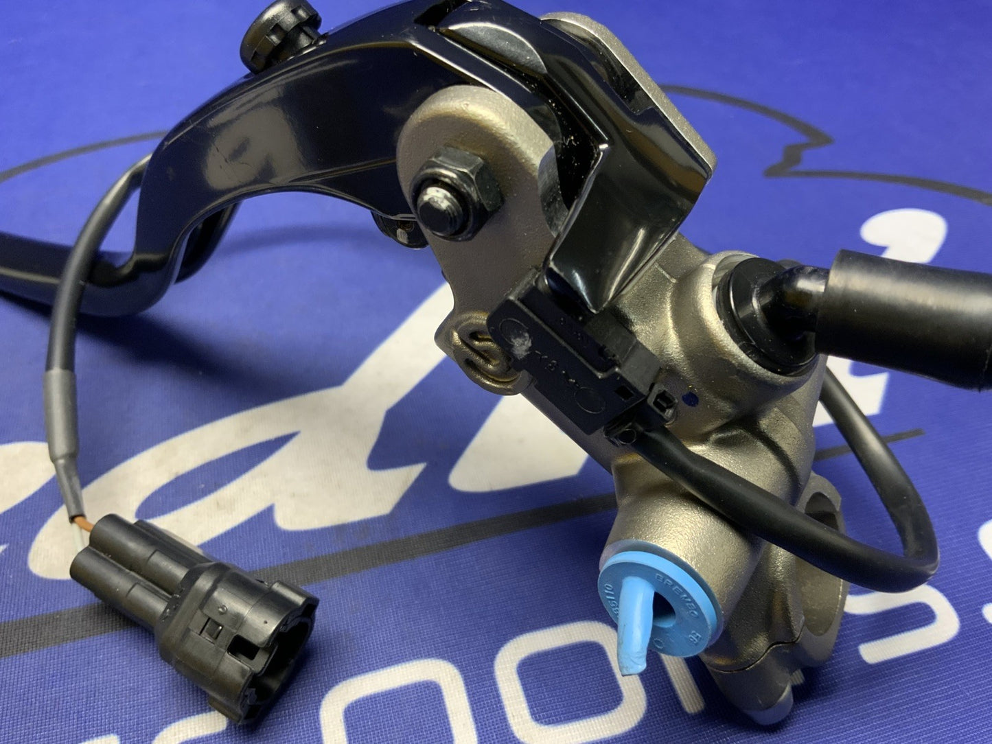 Kawasaki Front Master Cylinder Assembly Ninja ZX-10R 2016-2020 OEM 43015-0668