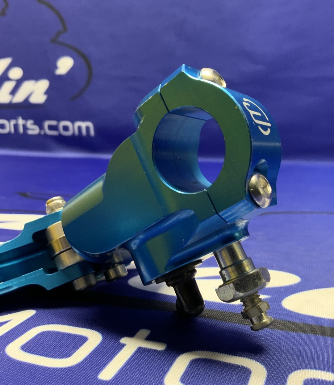 Beringer BR Series Brake Master Cylinder 14.5mm (Blue) BRO10-2