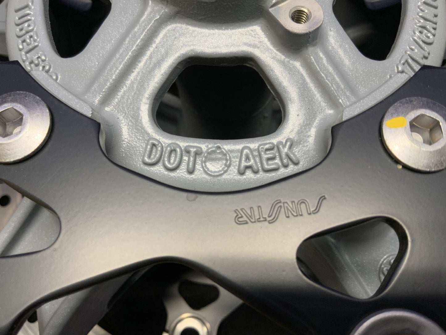 Suzuki Front Wheel W/ Rotors (Matte Gray) GSX-8R 2024-2026 OEM 54111-25L00-QZP-1