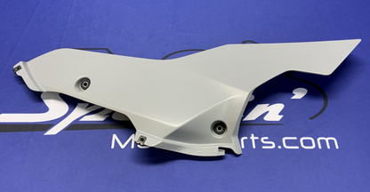 Yamaha Right Lower Fairing (Gray) YZF-R6 2017-2024 OEM BN6-28395-00-P4