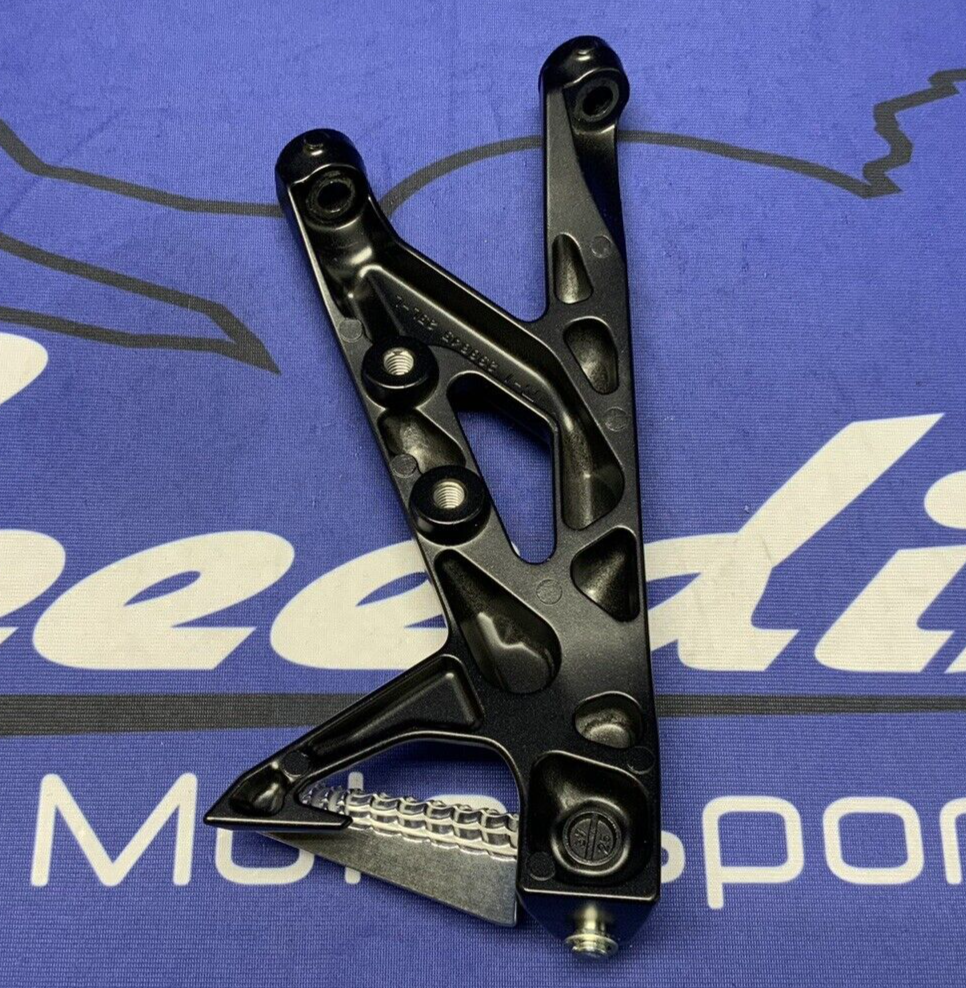 Suzuki Passenger Foot Rest Set GSX-8R/S 2023-2025 OEM 43821-25L00, 43811-25L00