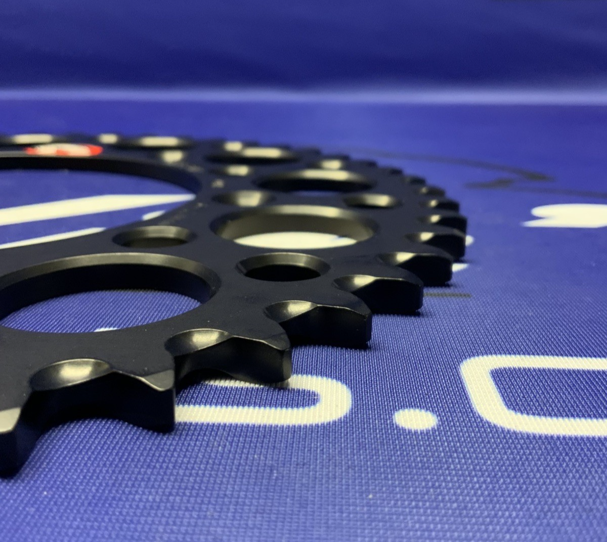 Renthal Rear Sprocket 49T (Black) 890 Duke R 2020-2023 224U-520-49GPBK