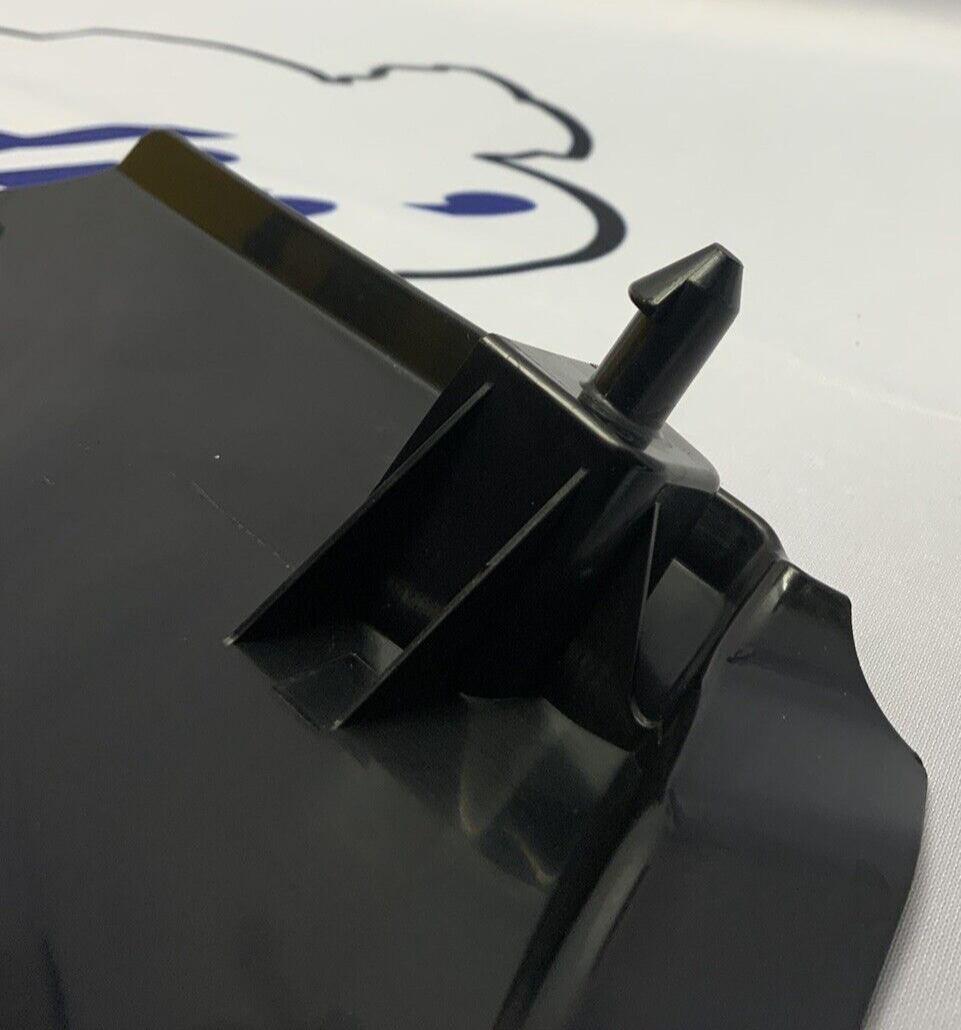 Yamaha Right Seat Filler Trim Yamaha YZF-R7 2022-2025 OEM BEB-2171M-00-00