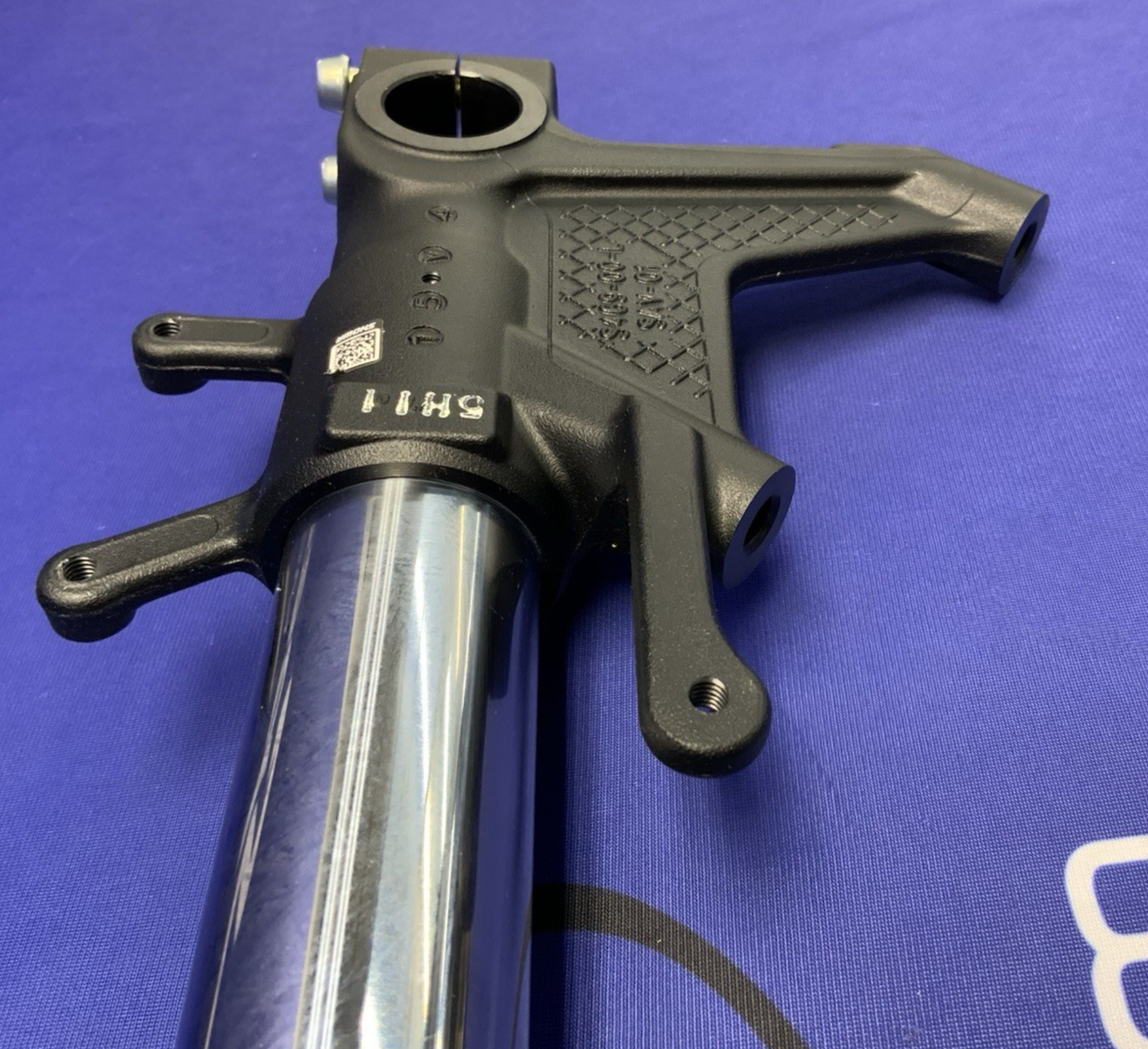 Suzuki Left Fork Assembly GSX-8R 2024-2026 OEM 51104-25L10