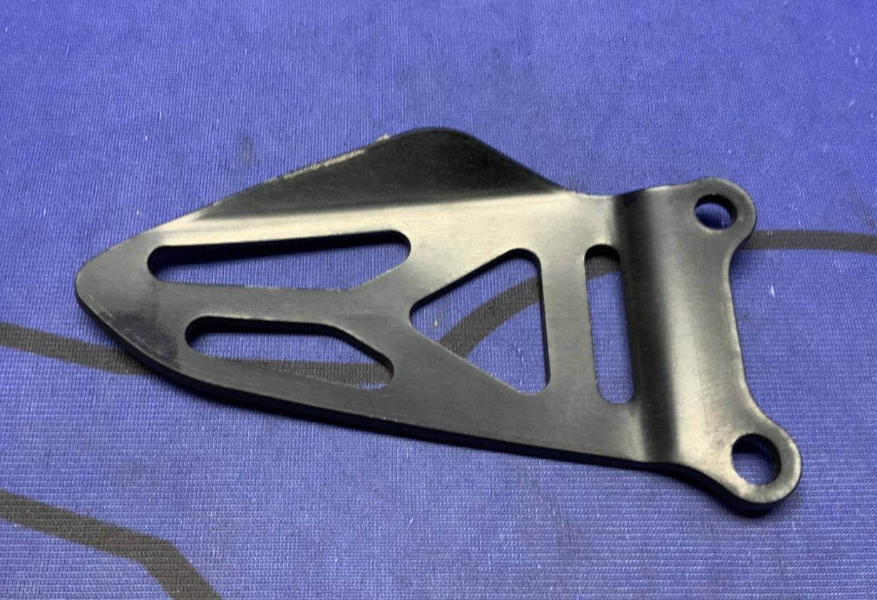 Suzuki Right Heel Guard GSXR 600/750 2011-2025 OEM 43571-47H30