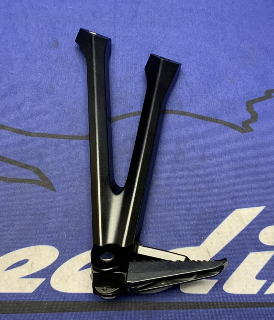 Suzuki Left Passenger Foot Rest GSXR 600/750 2016-2025 OEM 43700-14J30