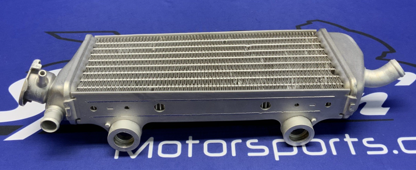 KTM Right Radiator 250/450 SX-F 2007-2010 OEM 77335008000