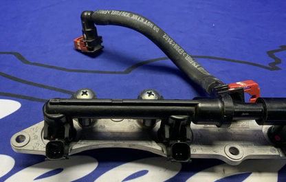Kawasaki Complete Upper Fuel Rail ZX-6R 2009-2012 OEM 59071-0062-1