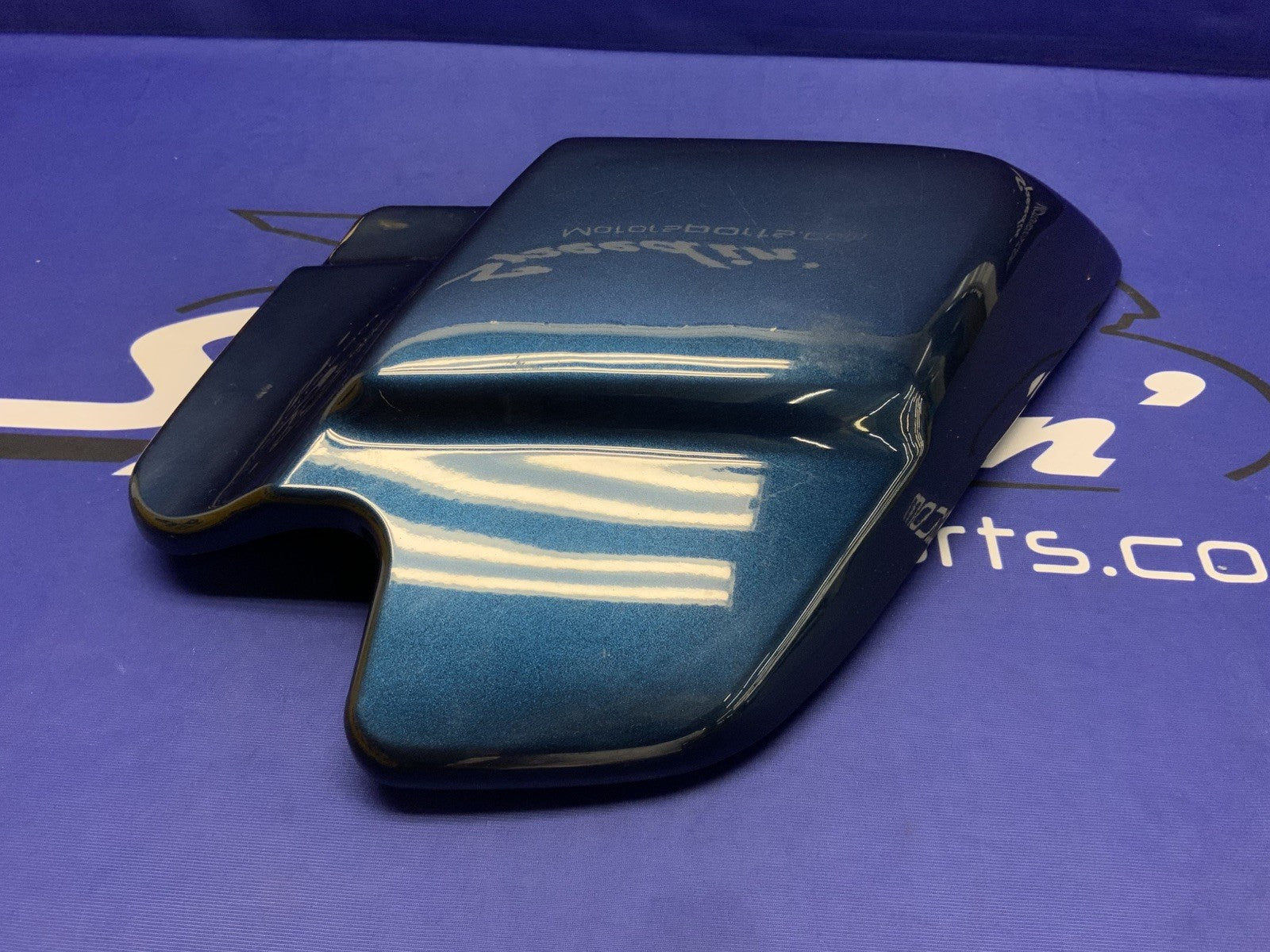 Harley Davidson Right Side Cover FLHTC Electra Glide 1997-2007 OEM 66670-97A