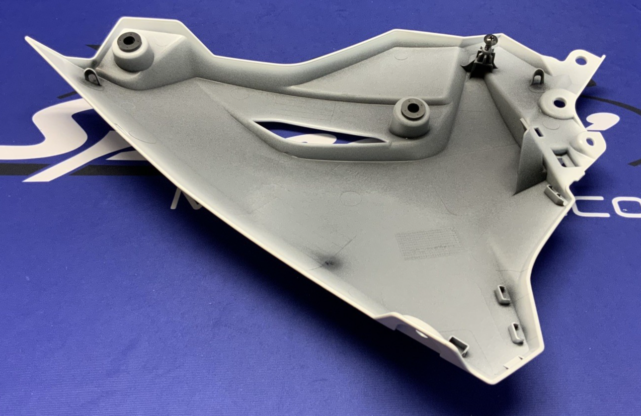 Suzuki Left Lower Fairing (Pearl Tech White) GSX-8R 2026 OEM 94480-25L20-QU2-1