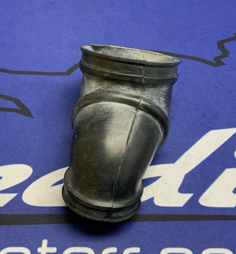 Yamaha Carburetor Intake Manifold Joint Warrior 1987-2004 OEM 1UY-13586-02-00