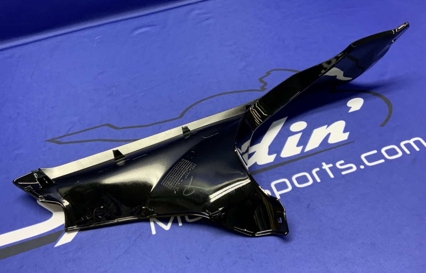 Yamaha Right Upper Fairing (Black) YZF-R7 2022-2025 OEM BEB-2837M-00-P4