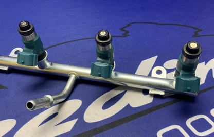 Yamaha Fuel Rail W/ Injectors YZF-R6 2008-2024 OEM 13S-13761-00-00