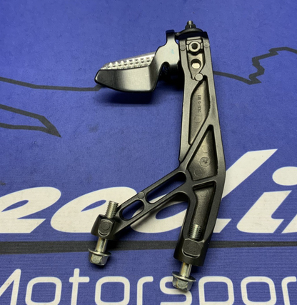Yamaha Right Passenger Foot Rest YZF-R7 2022-2025 OEM 2CR-2742L-01-00