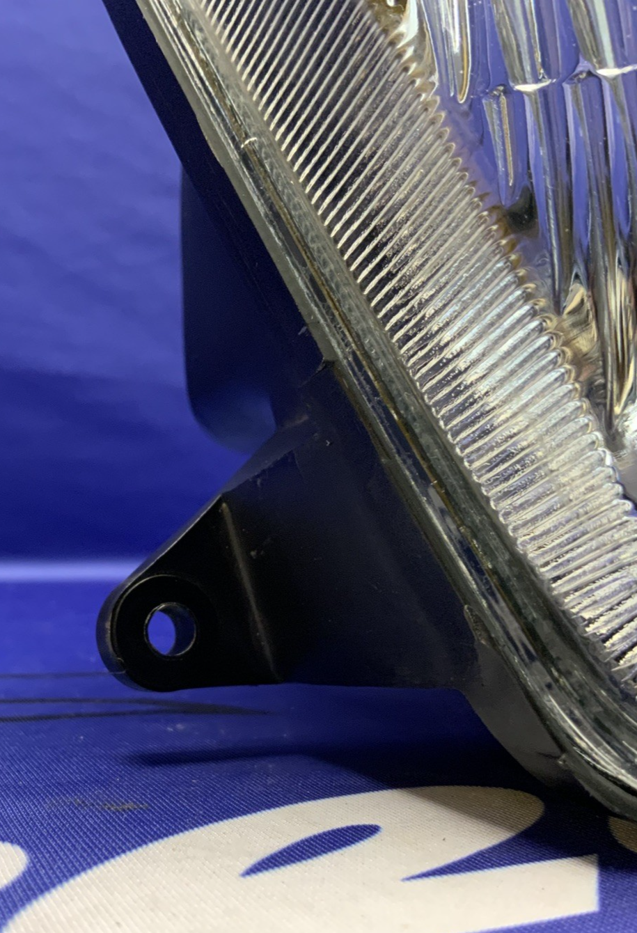 Kawasaki Headlight Assembly GPZ1000RX 1986-1988 OEM 23007-1132