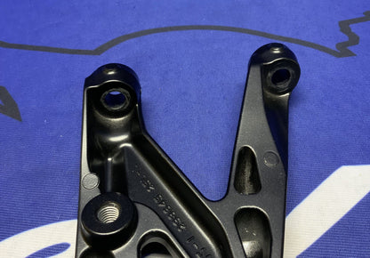 Suzuki Left Passenger Foot Rest GSX-8R/S 2023-2026 OEM 43821-25L00-1