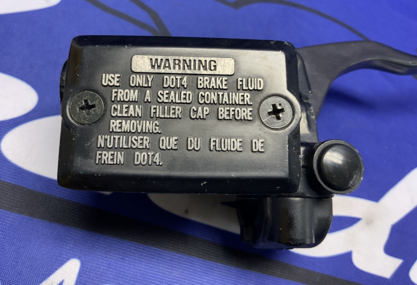 Kawasaki Front Brake Master Cylinder Ninja 1000RZX1000A 1986-1987 OEM 43015-1507