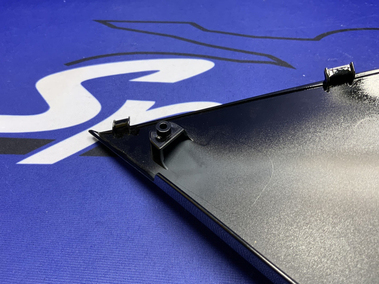 Honda Right Side Cover Black CBR600RR 2014-2016 OEM 83601-MJC-A00ZC