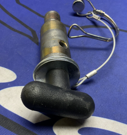 Pitbull Restraint Right Pin ER ZX-R6 2005-2014 F0075E-000