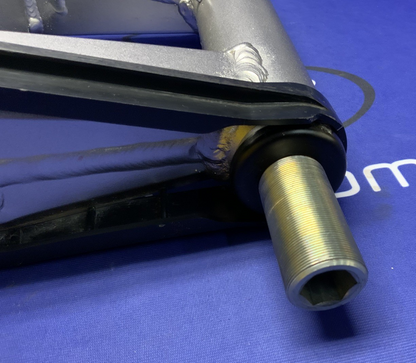 Kawasaki Swingarm Assembly ZX-6R 2003, 2004 ZX-6RR 2003 OEM 33001-1636-458