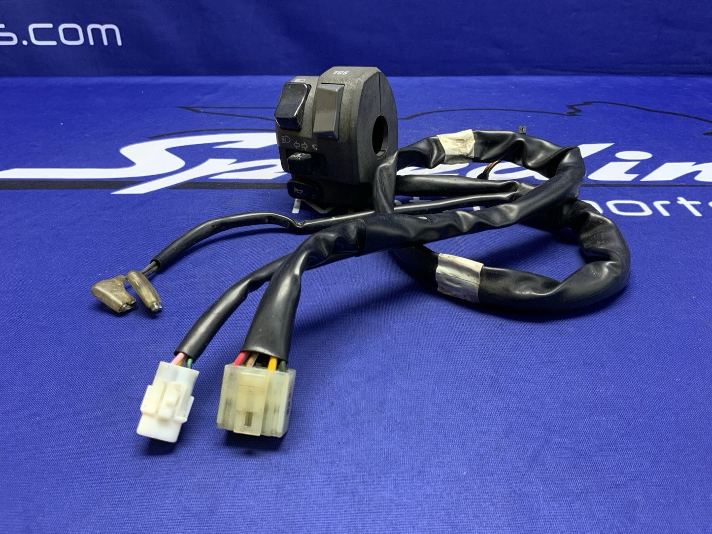 Yamaha Left Handle Bar Switch YZF-R1 OEM 1KB-83972-00-00