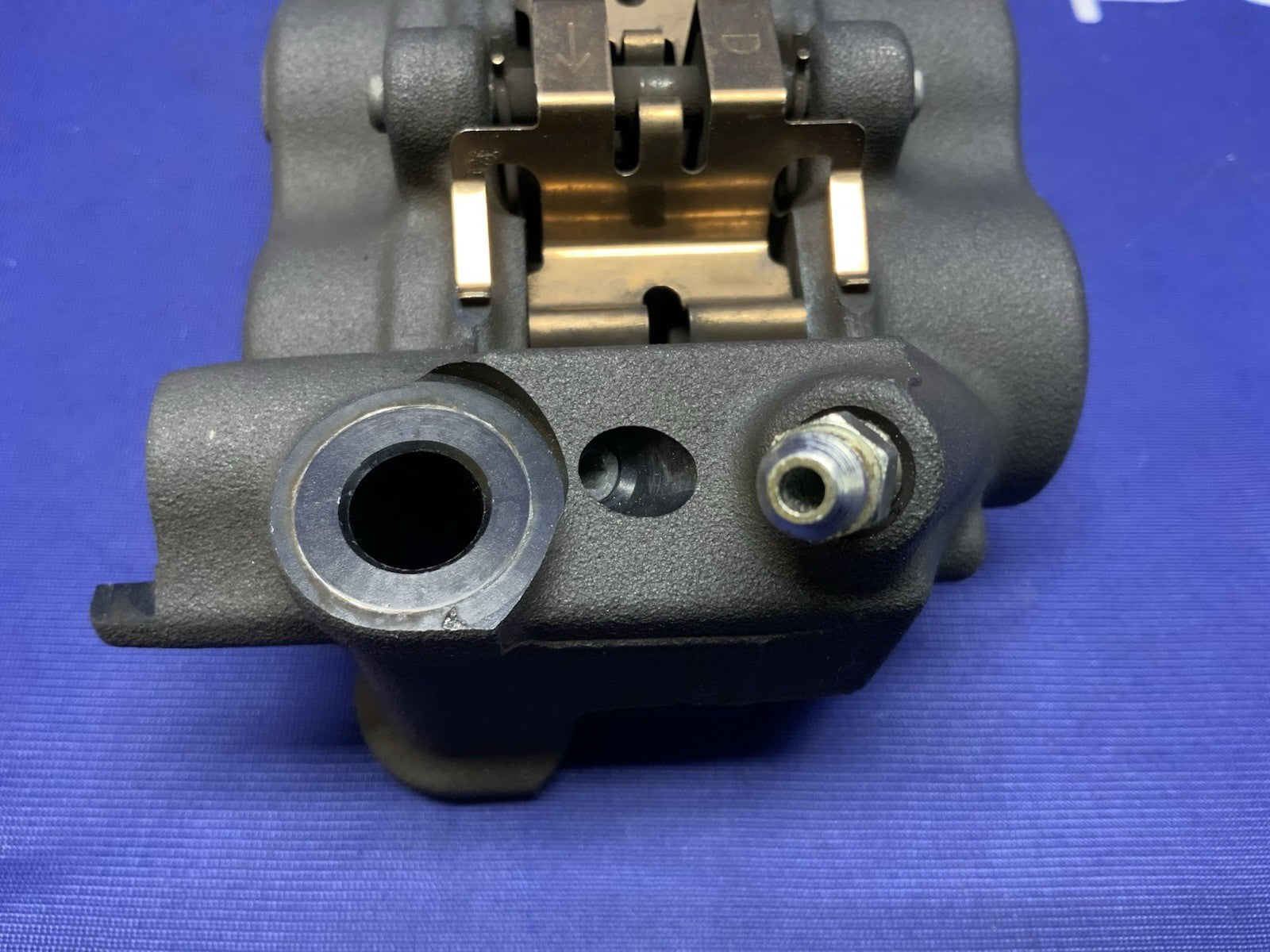Yamaha Right Front Brake Caliper YZF-R1 2007-2014 OEM 4C8-2580U-10-00