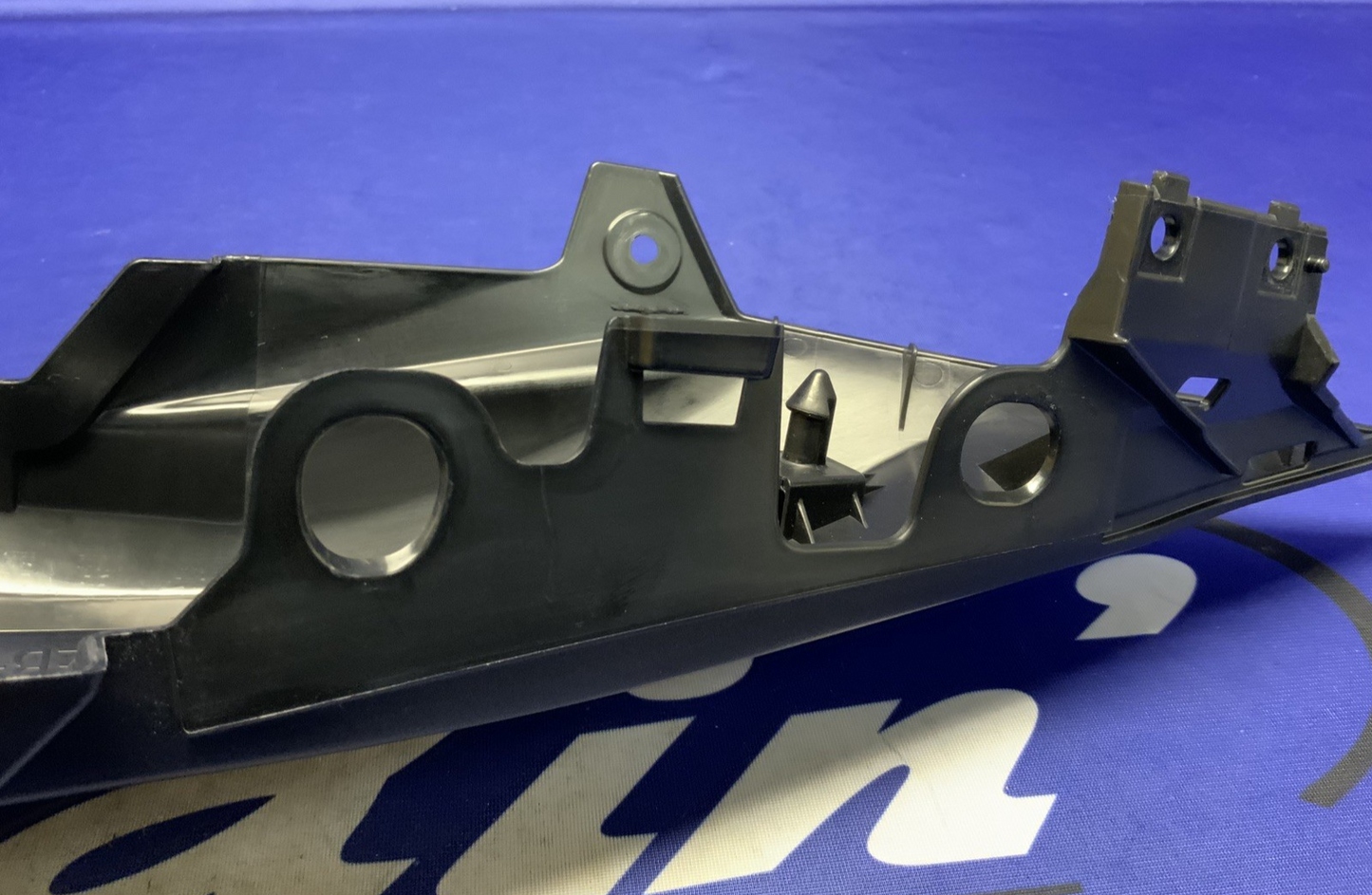 Yamaha Left Tail Inner Fairing YZF-R7 2022-2025 OEM BEB-21731-00-00