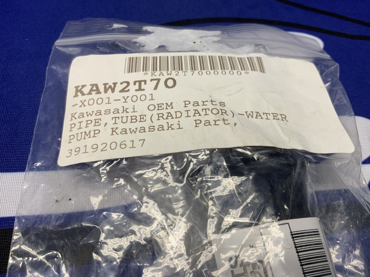 Kawasaki (Radiator) Water Pump Pipe ZX-10R 2017-2027 OEM 39192-0617