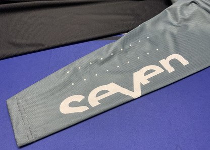 Seven Vox Aperature Jersey Lead/ Black (Medium) 2250081-038-M