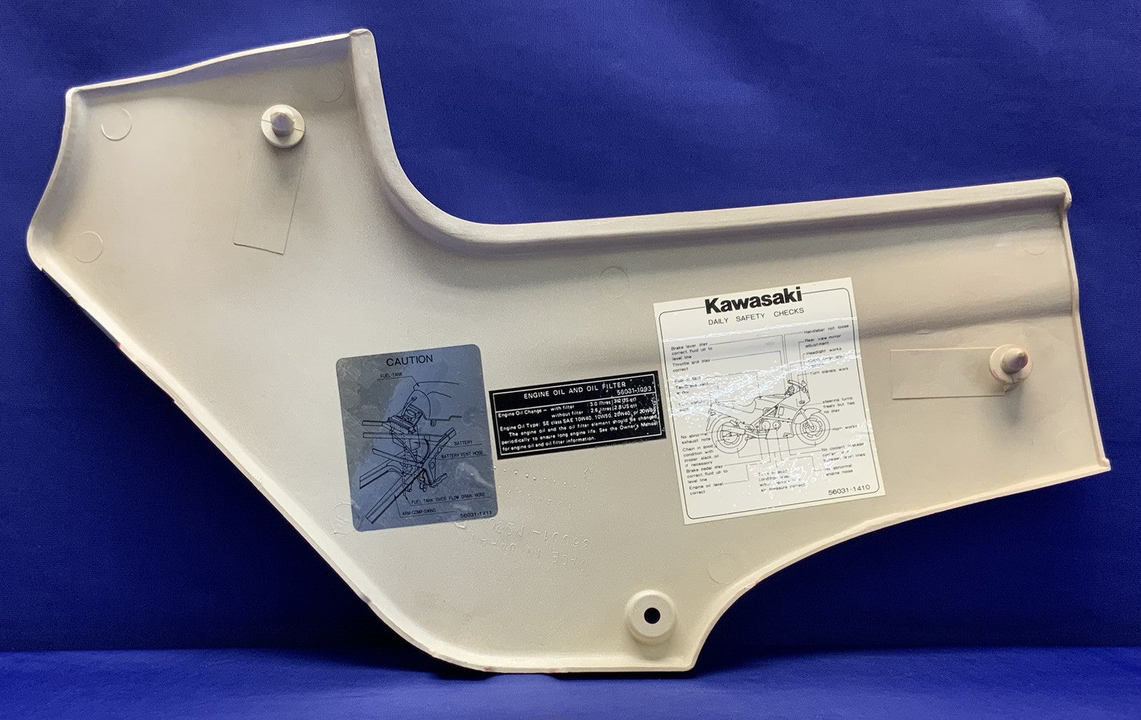 Kawasaki Right Side Cover (Red, White & Blue) Ninja 600 85-86 OEM 36002-5196-P9