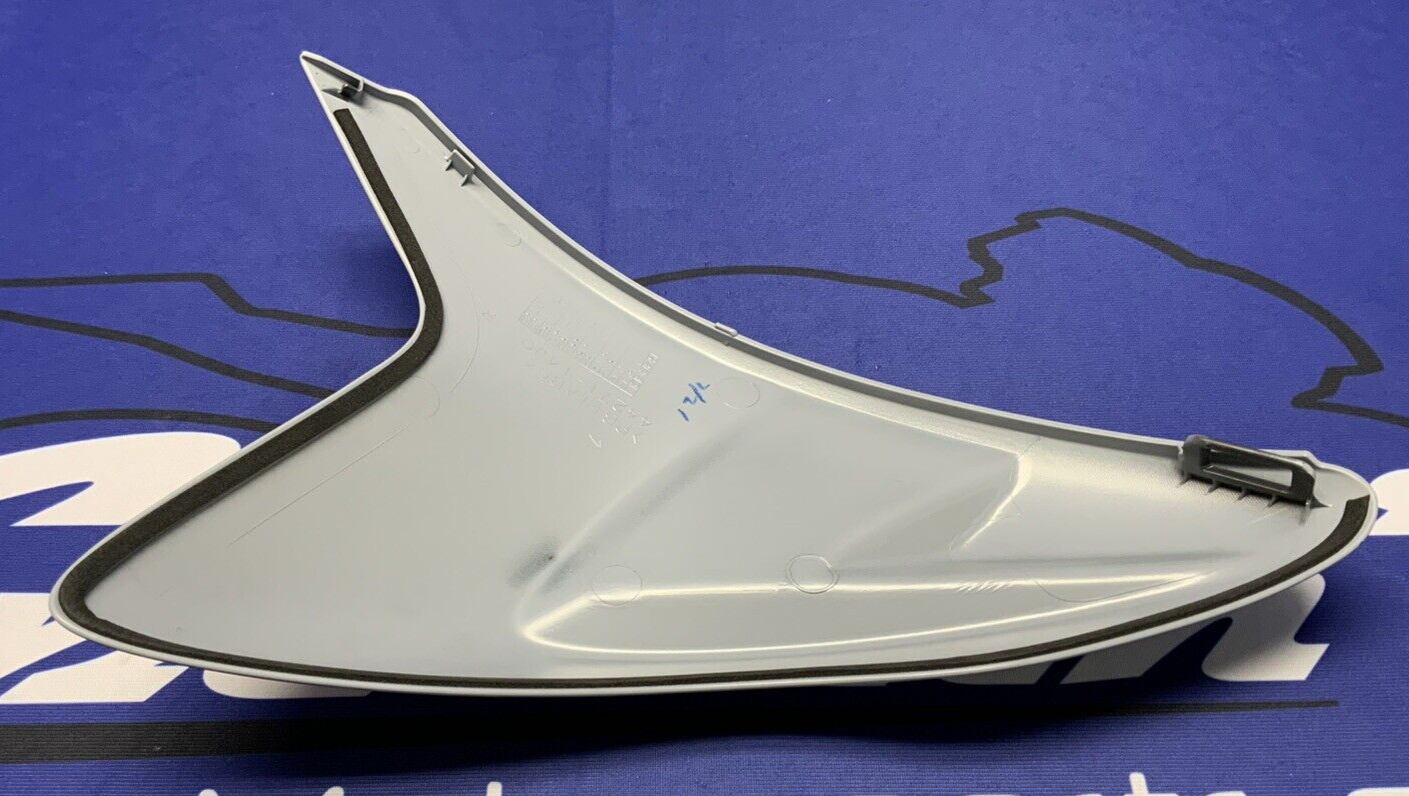 Suzuki Right Side Gray Fuel Tank Cover GSXR600/750 2017-2025 OEM 44270-14J80-QT7