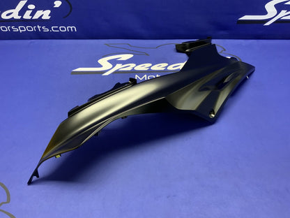 Yamaha Right Upper Fairing (Raven Black) YZF-R6 2023-2026 OEM BN6-2117W-00-P1-2