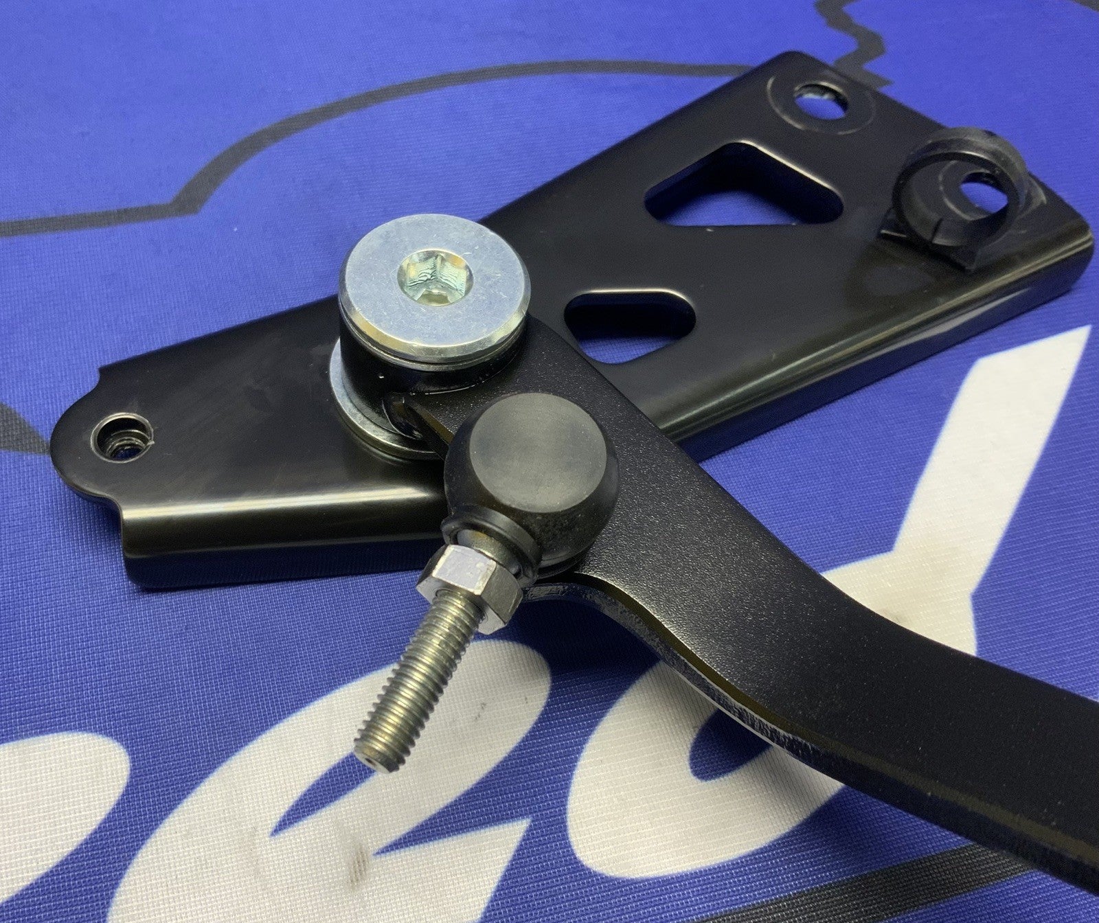 Suzuki Shift Lever Assembly W/Bracket GSX-8R/S 2023-2026 OEM 25600-25L00