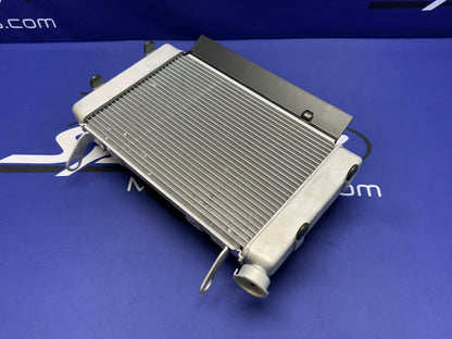 Suzuki Radiator Assembly W/Fan GSX-8R 2023-2026 OEM 17700-25L10-4