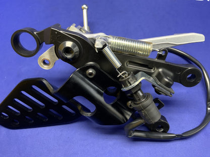 Yamaha Right Rear-Set Assembly YZF-R6 2012-2020 OEM 2C0-27443-10-00-1