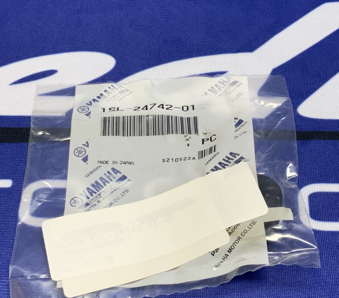 Yamaha Seat Grommet WR250F 2015-2024 OEM 1SL-24742-01-00