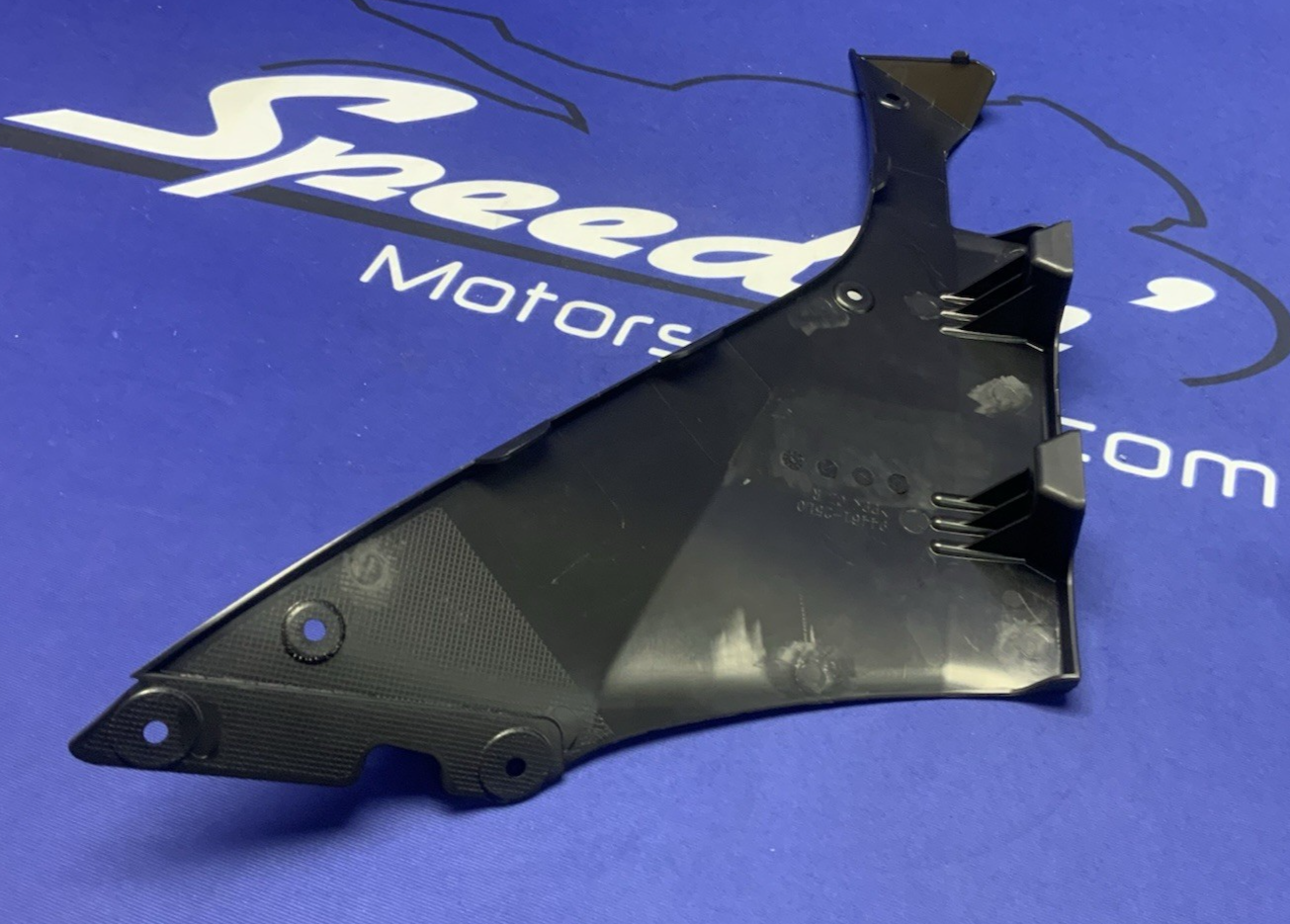 Suzuki Right Inner Cowling GSX-R8 2024-2026 OEM 94461-25L00-1
