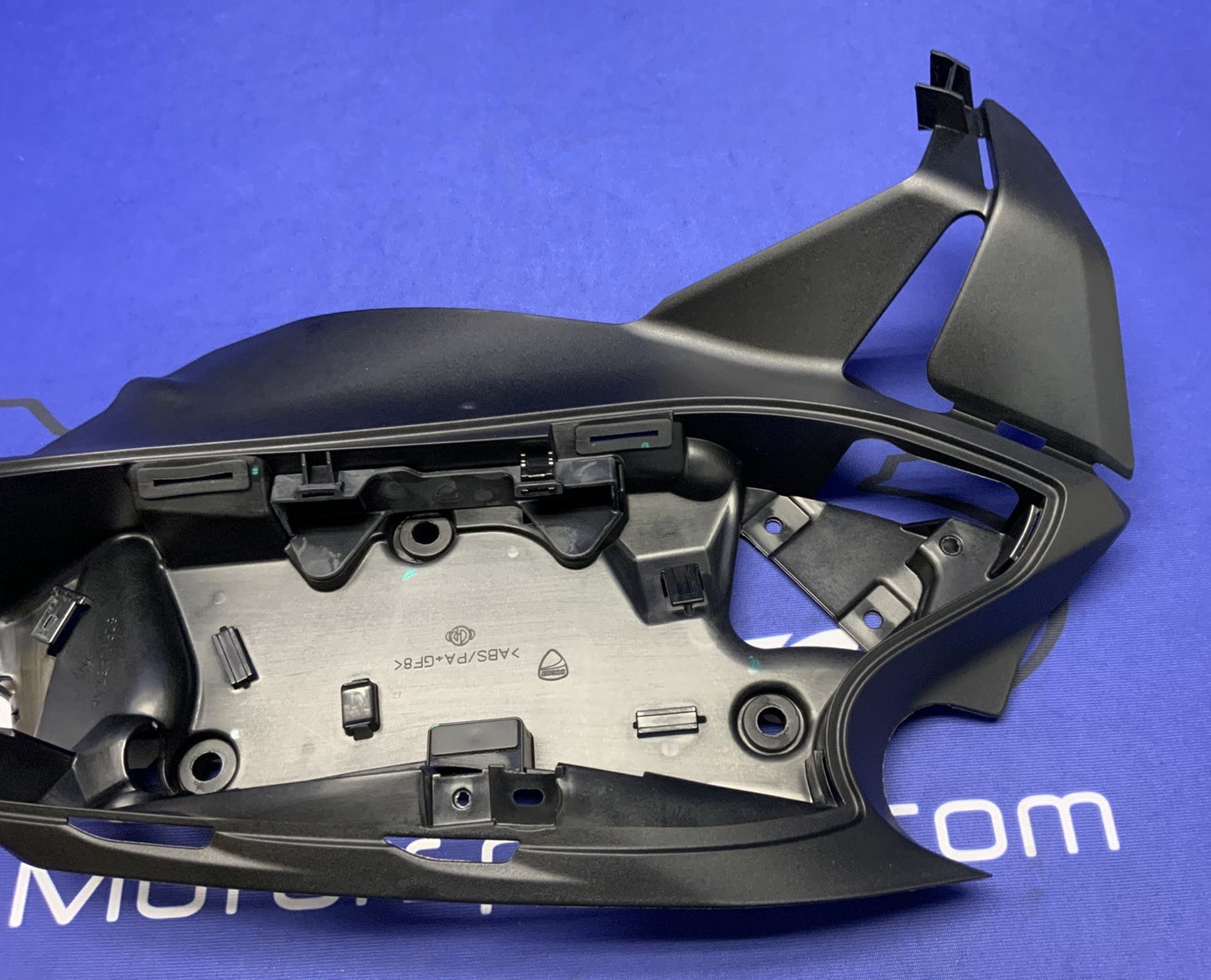 Ducati Right Inner Fairing Superbike 1199 Panigale/S 2012 OEM 829PA371A