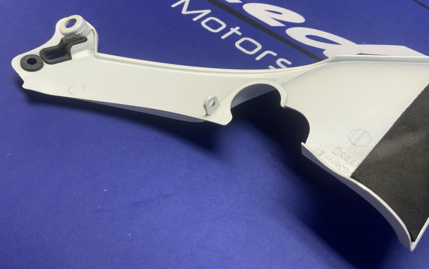 Yamaha Left Inner Panel 3 (Pearl White) R1 2012-2014 OEM 14B-2836M-10-P2