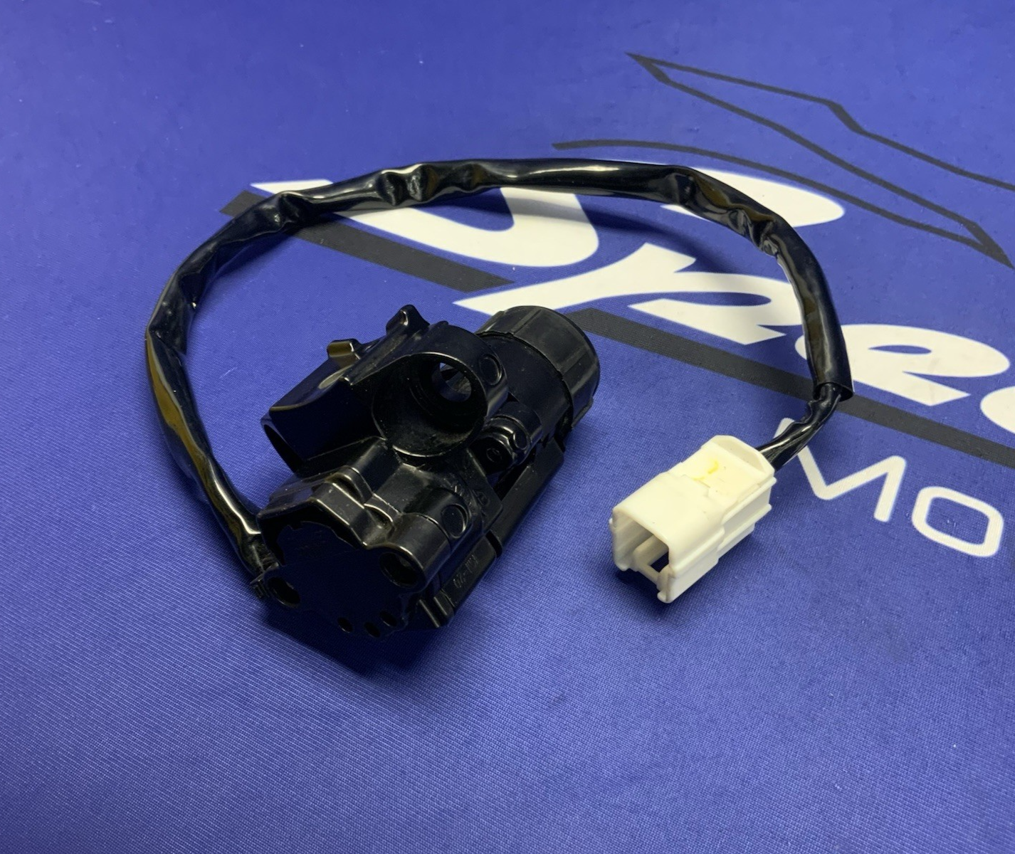 Kawasaki Lock Set Assembly Ninja ZX-4RR 2023-2026 OEM 27005-5197